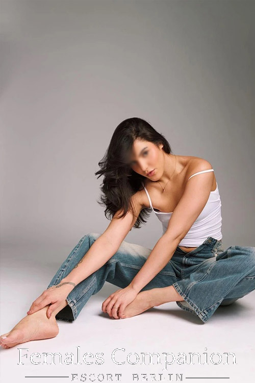 Small Boobs Call Girl in Berlin