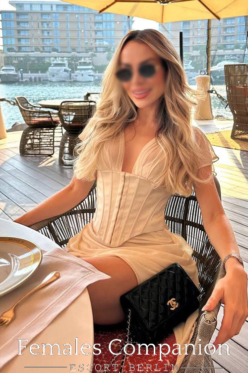 OWO Call Girl In Berlin